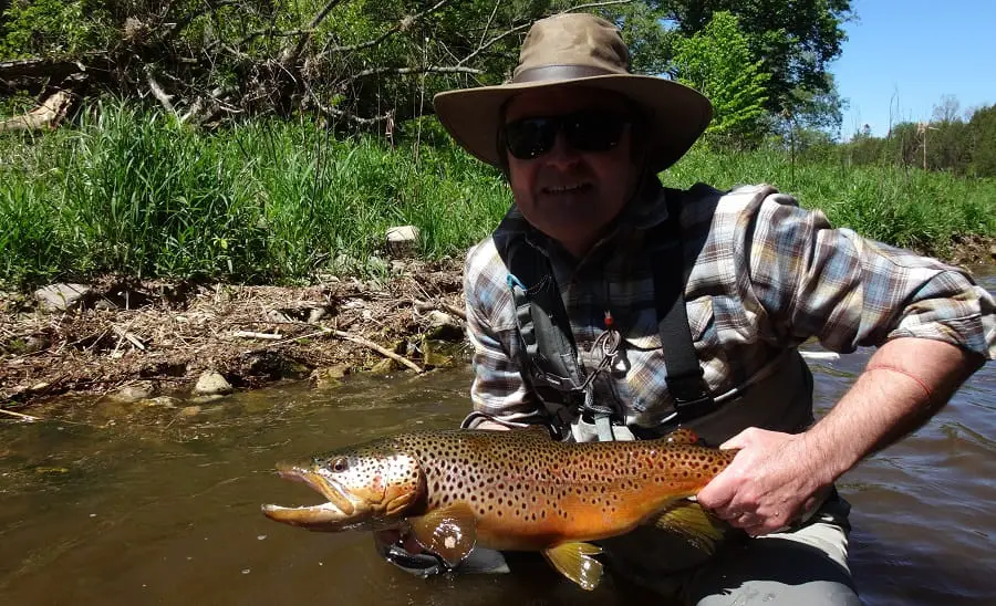 An angler that knows what pound test leader for trout is the best.