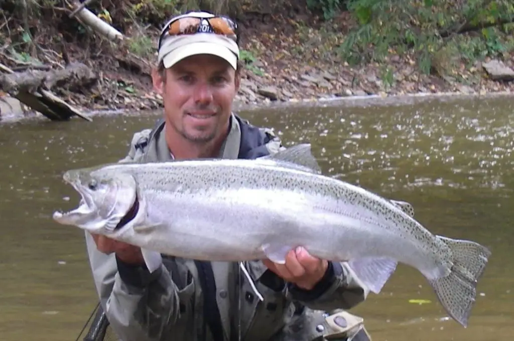 Guys ask me what pound test leader is best for steelhead