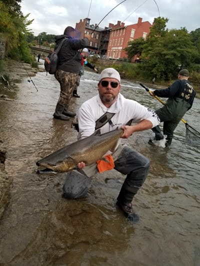 Fishing For great lakes salmon in crowded conditions