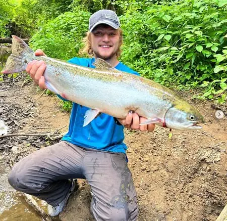 Eli from SBS Outdoors Action with a late June summer steelhead