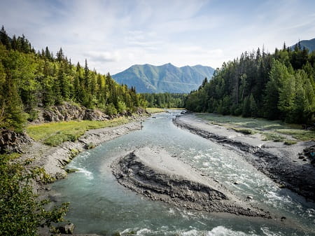 fly fishing trips in alaska