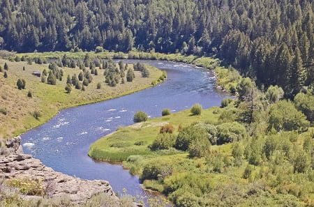 The Snake River flows through Oregon and is good for steelhead fishing in Oregon.