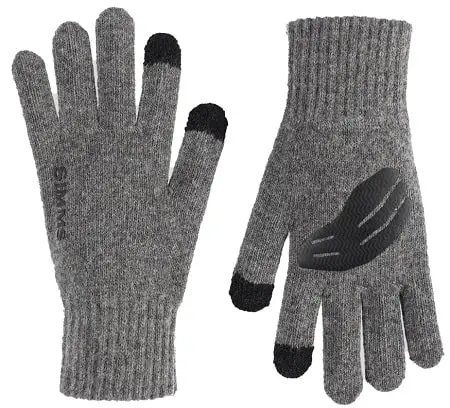 These Simms Wool Full-Finger Gloves are some of the best fishing gloves for river fishing.
