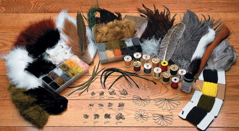 the Cabela's Premium Fly-Tying Material Kit